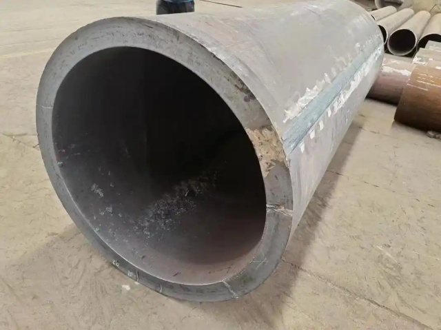 丹巴30CrMo大口径无缝钢管