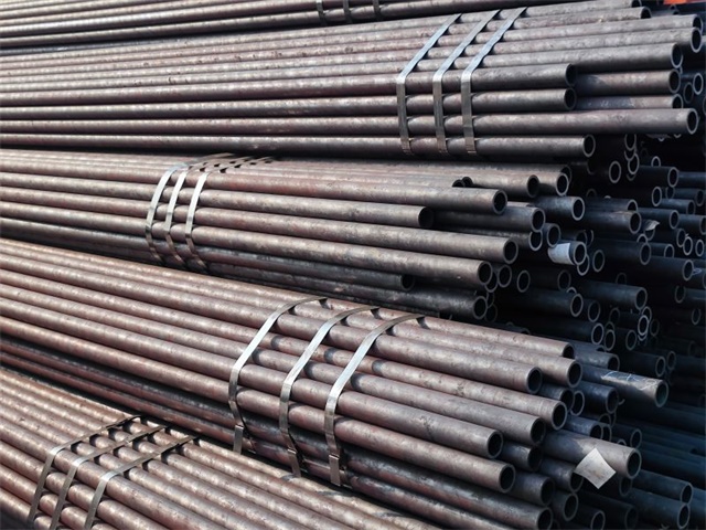 丹巴12Cr1MovG小口径无缝钢管